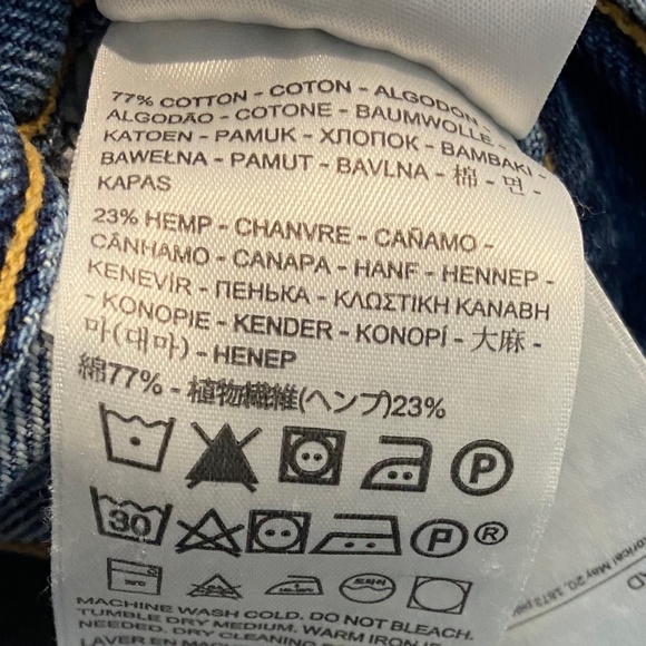 Levi's Super High Rise Loose Jeans NWT - Picture 12 of 12